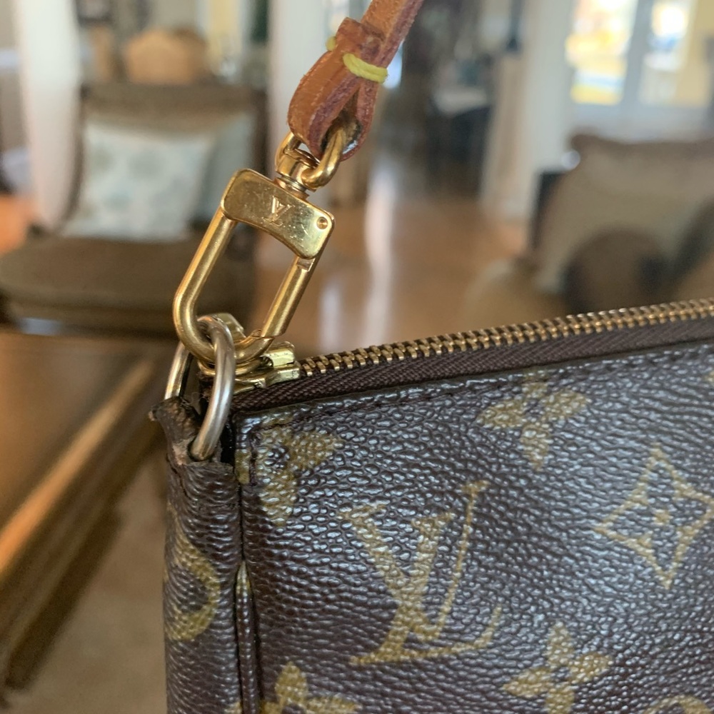 Beautiful Vintage Pochette Accessories - Picture 12 of 16